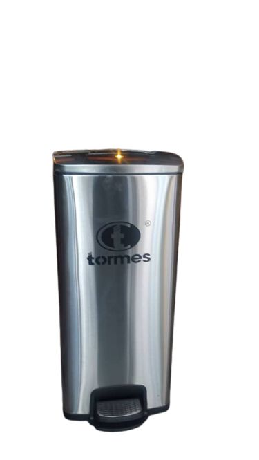 PAPELERA  C-TAPA ACERO RECTANGULAR  INOX 30 Lits *TORMES