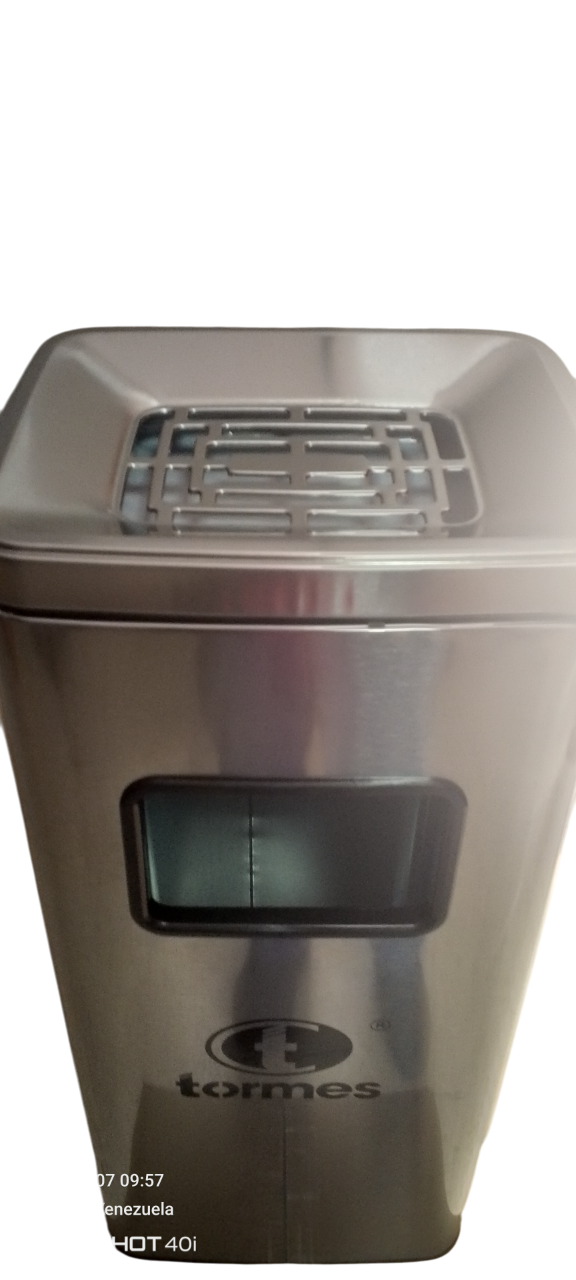 PAPELERA  ACERO RECTANGULAR C/CENICERO  30 LTS (W 265*H 695 mm)